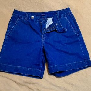 Bandolino Shorts